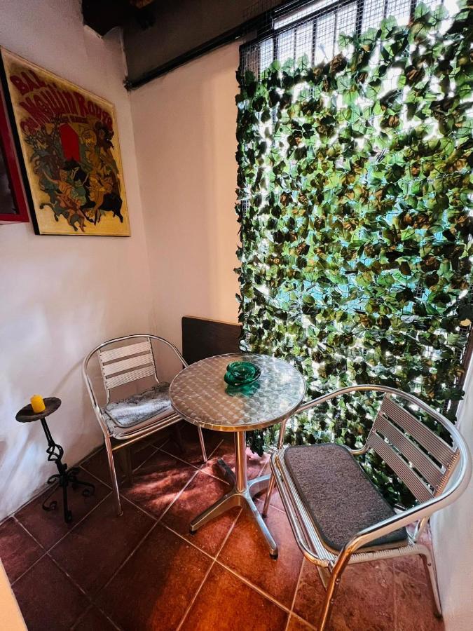 Downtown Secret Apartment Загреб Экстерьер фото