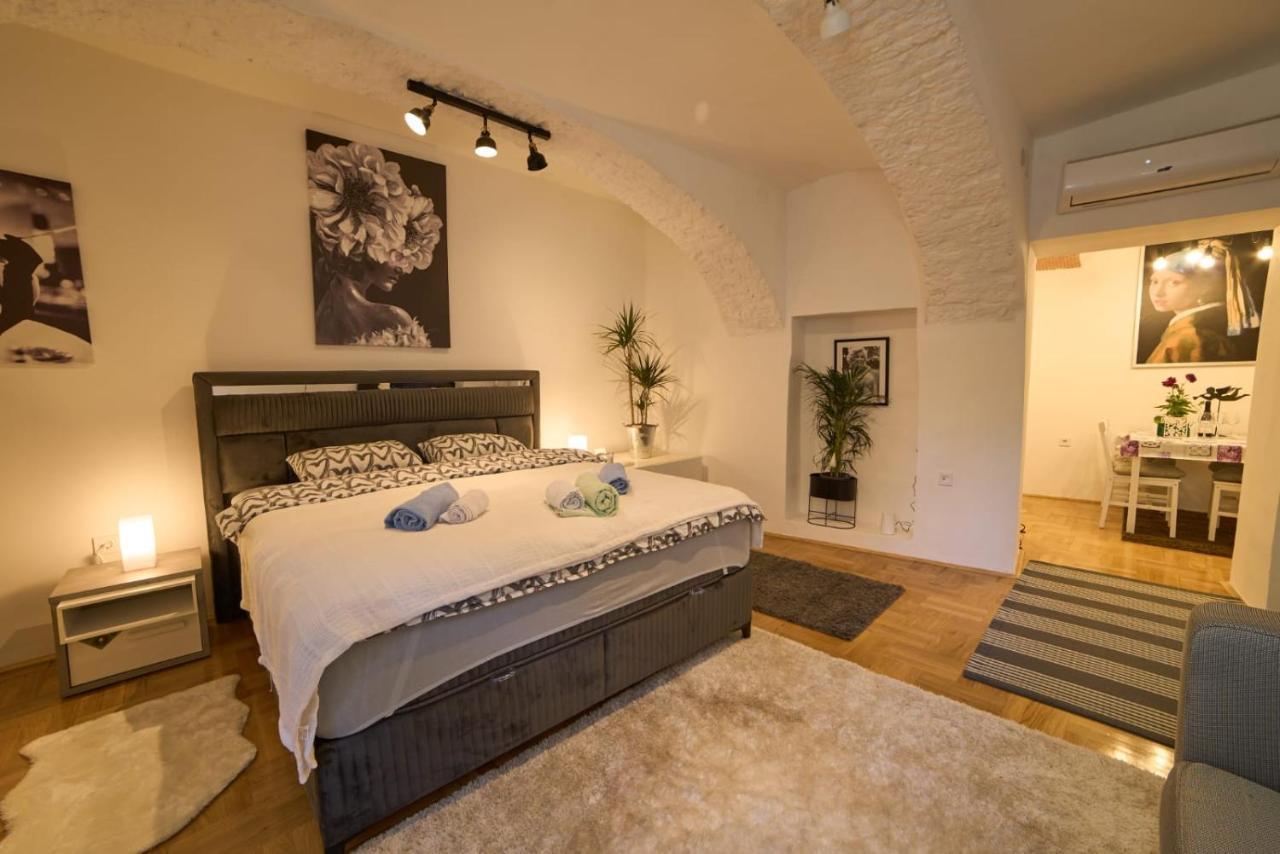 Downtown Secret Apartment Загреб Экстерьер фото