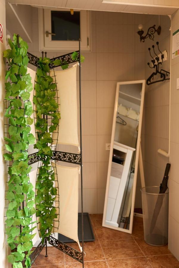 Downtown Secret Apartment Загреб Экстерьер фото